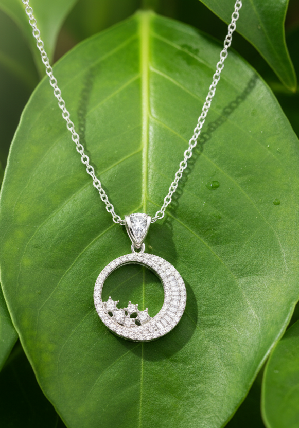 Reina Necklace
